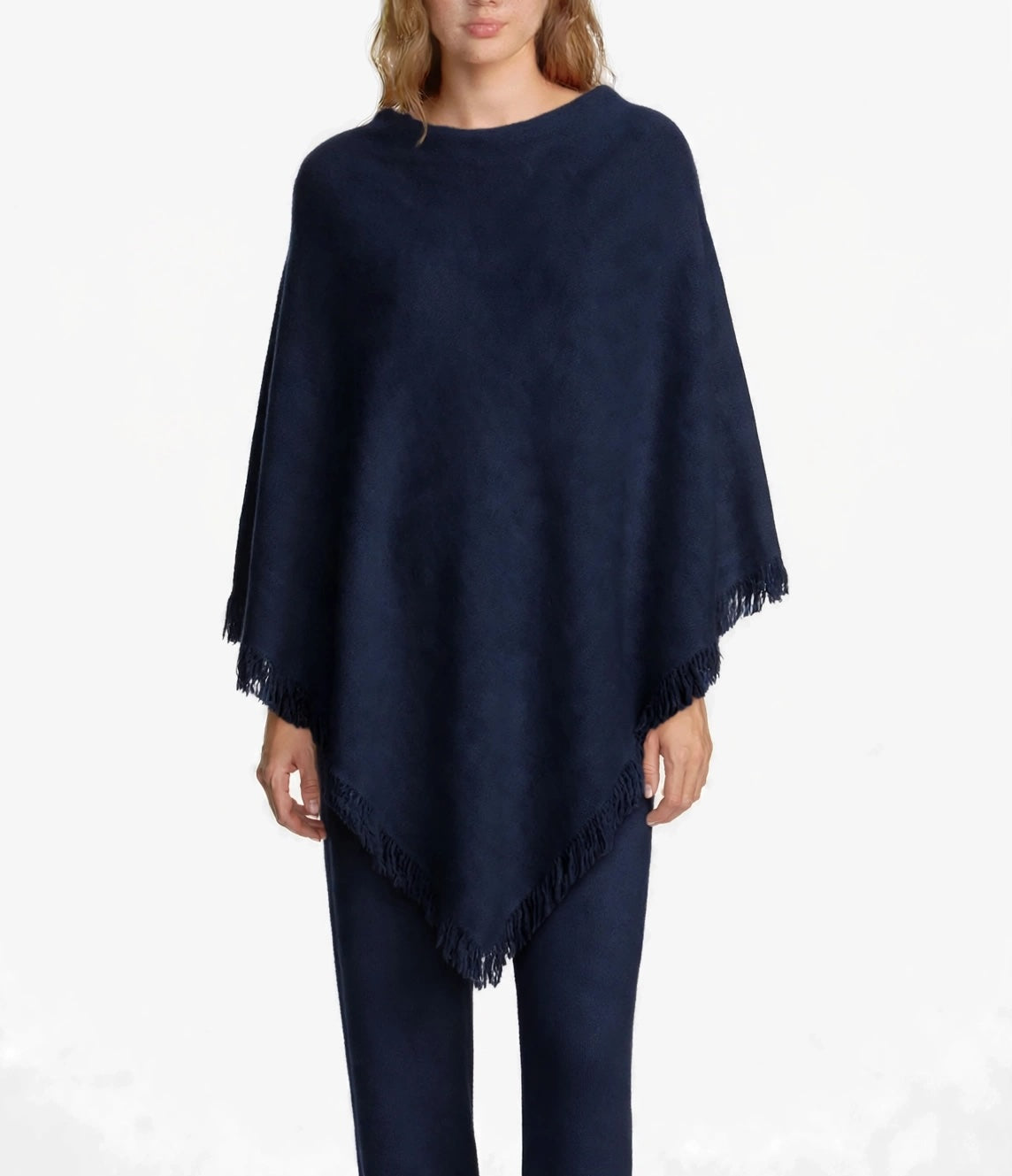 Cashmere poncho with short edge fringe off white