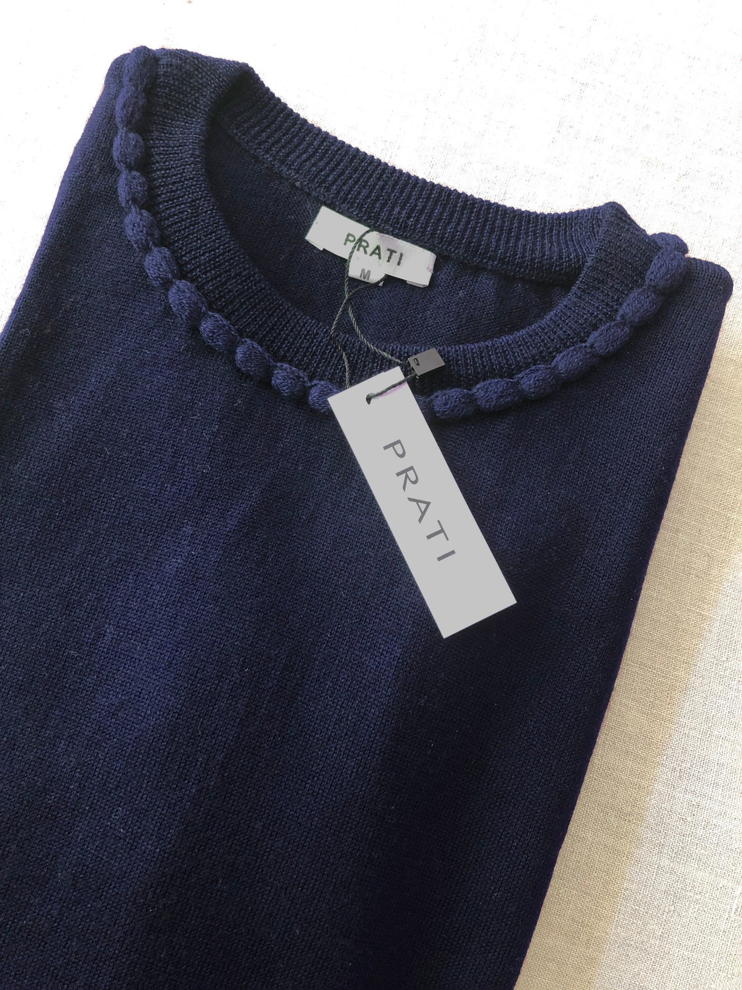 Cashmere pom pom sweater black