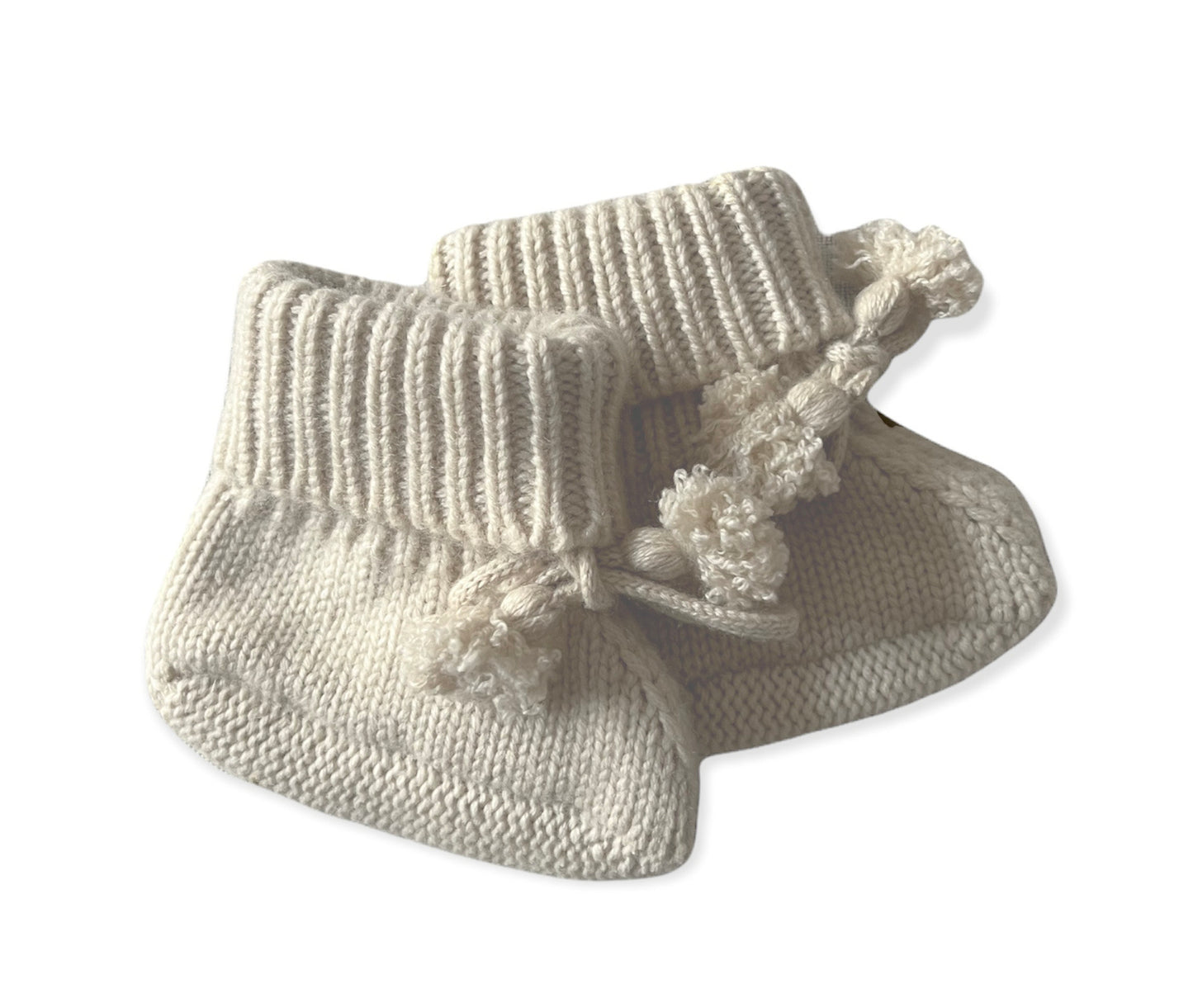 Baby knitted booties beige
