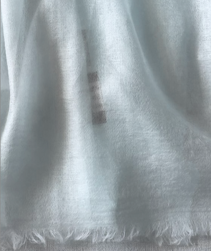 Resort wear shawl 100x 230cm 100% Cashmere pale blue
