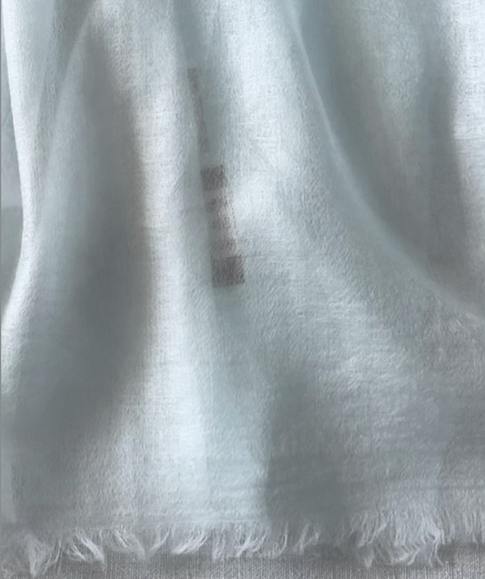 Resort wear shawl 100x 230cm 100% Cashmere pale blue