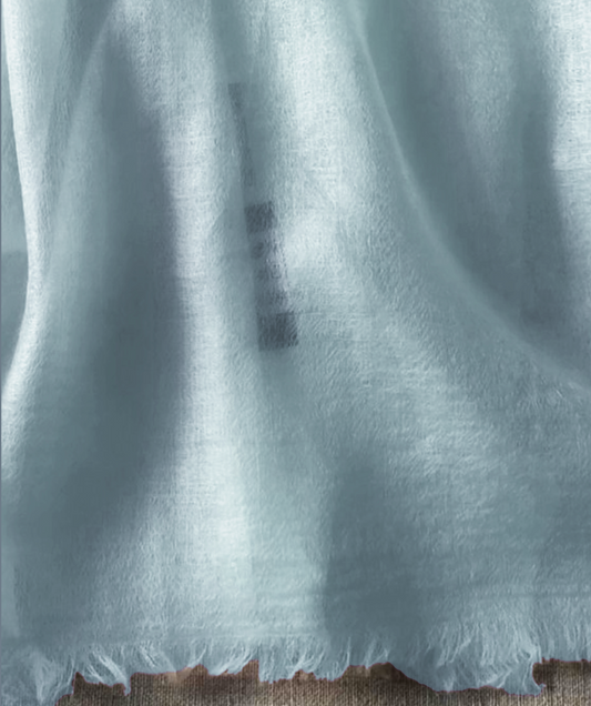 Resort wear shawl 100x 230cm 100% Cashmere glacier