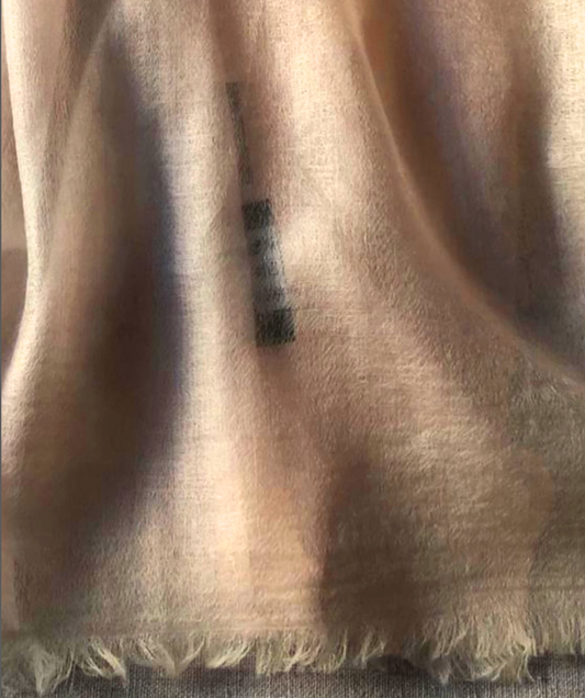 Resort wear shawl 100x 230cm 100% Cashmere champagne