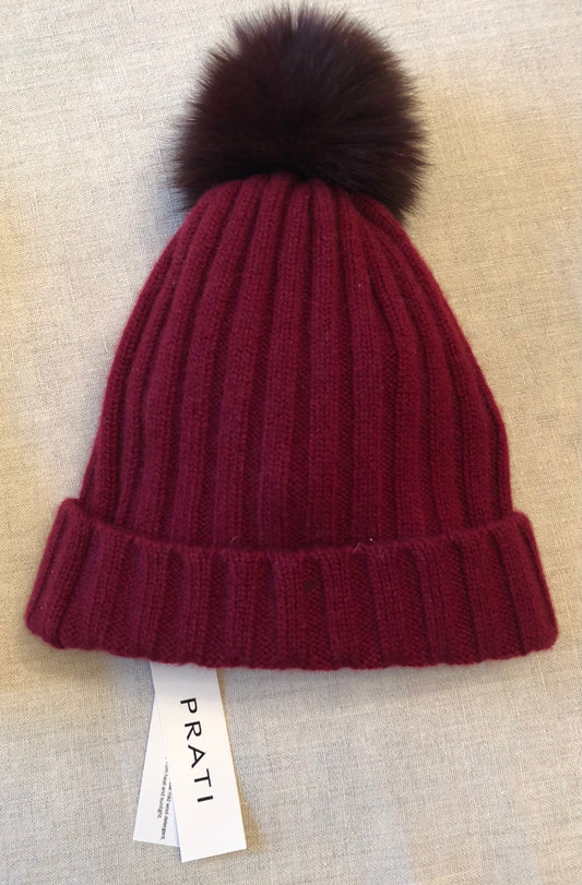 Cashmere beanie with fur pom pom burgundy