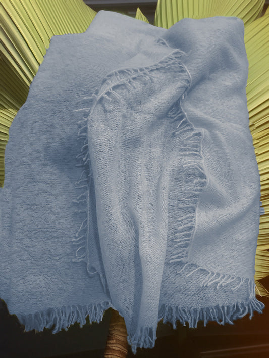 Cashmere scarf with fringes coastal blue