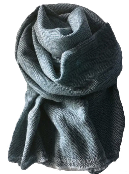 Herringbone scarf with short fringe grey