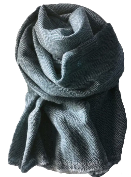 Herringbone scarf with short fringe grey