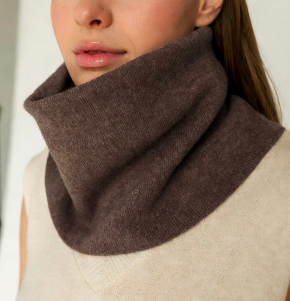 Cashmere neck warmer black