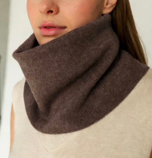 Cashmere neck warmer brown