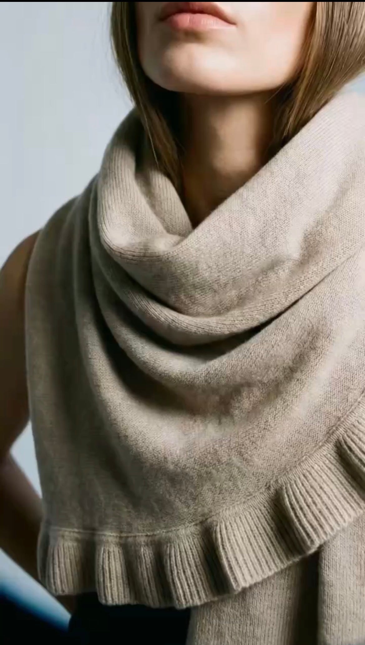 Cashmere scarf/shawl  with ruffled edge black