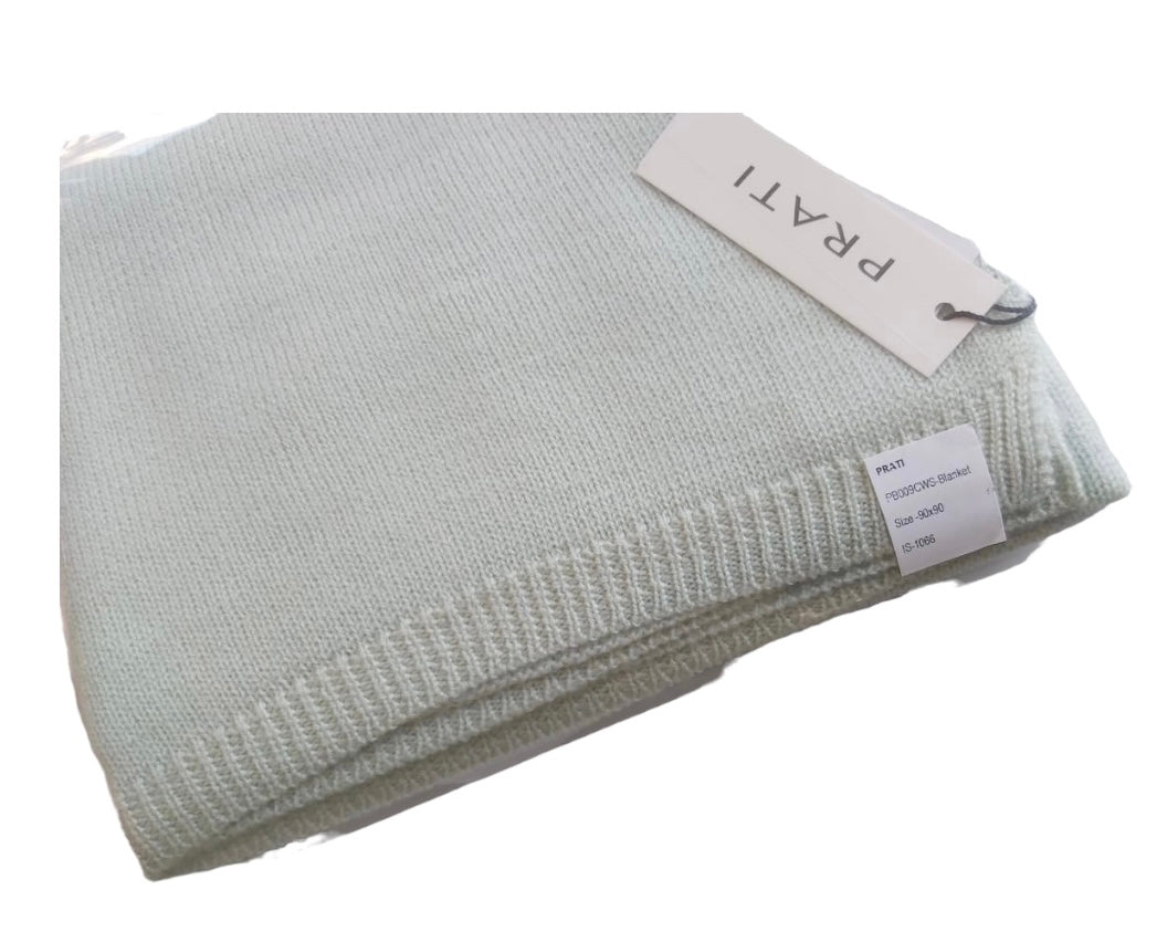 Baby blanket off white