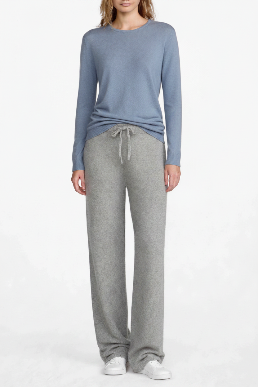 PC63 Caribbean Blue with PC72C Melange Grey Pants